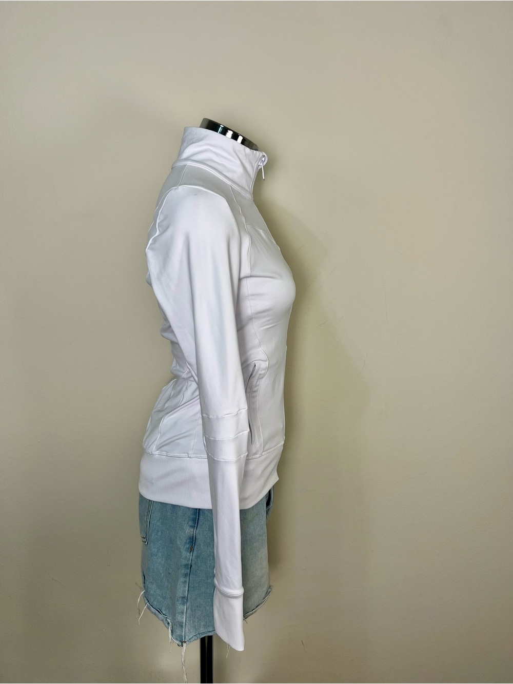 Alo Yoga White Contour Full Zip Jacket XS Thumbhole Athletic Track Jacket - Picture 10 of 12